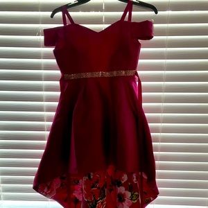 Brand new eight years Beautiful dress